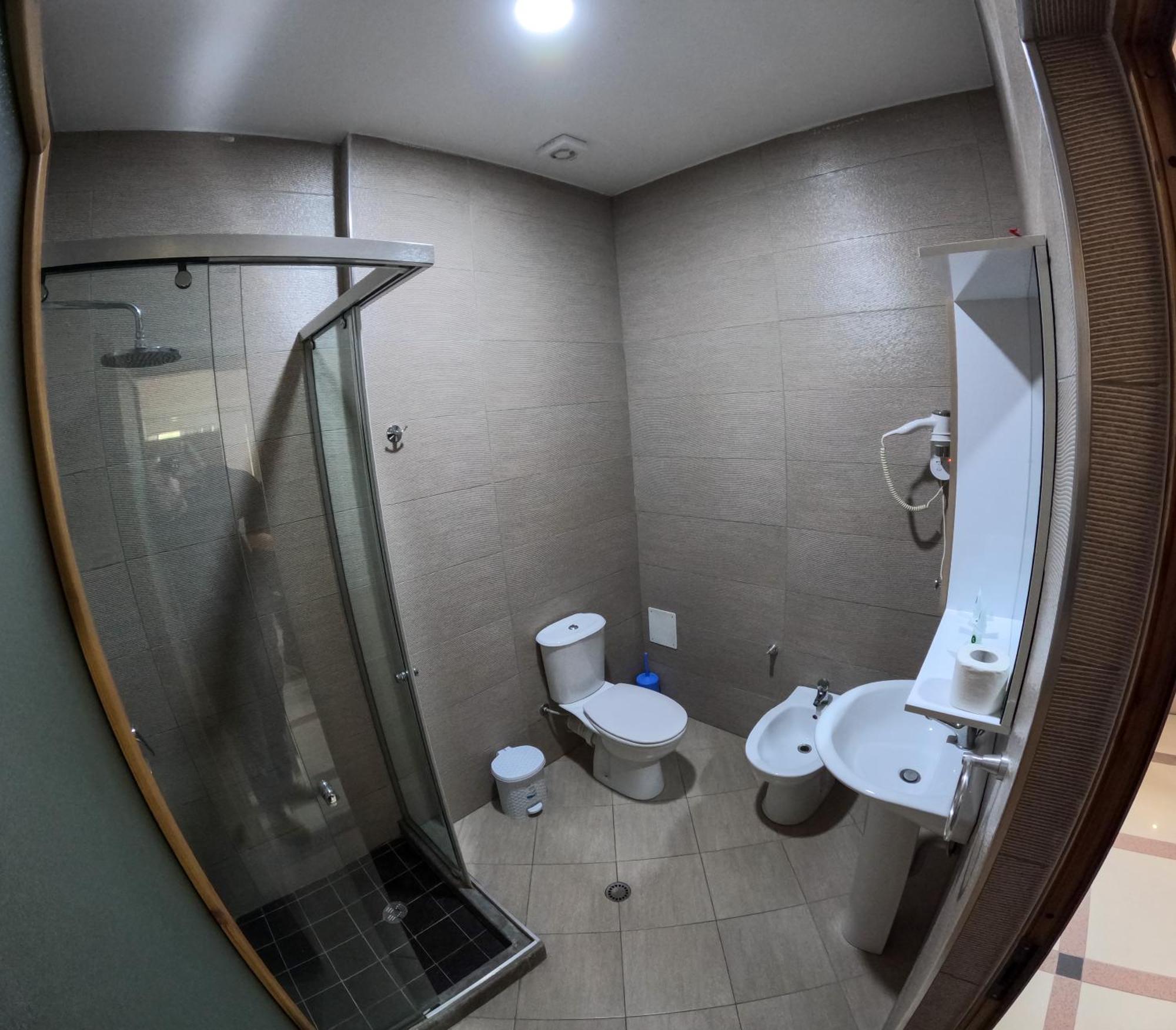 Buna Park Hotel Shkoder Ngoại thất bức ảnh