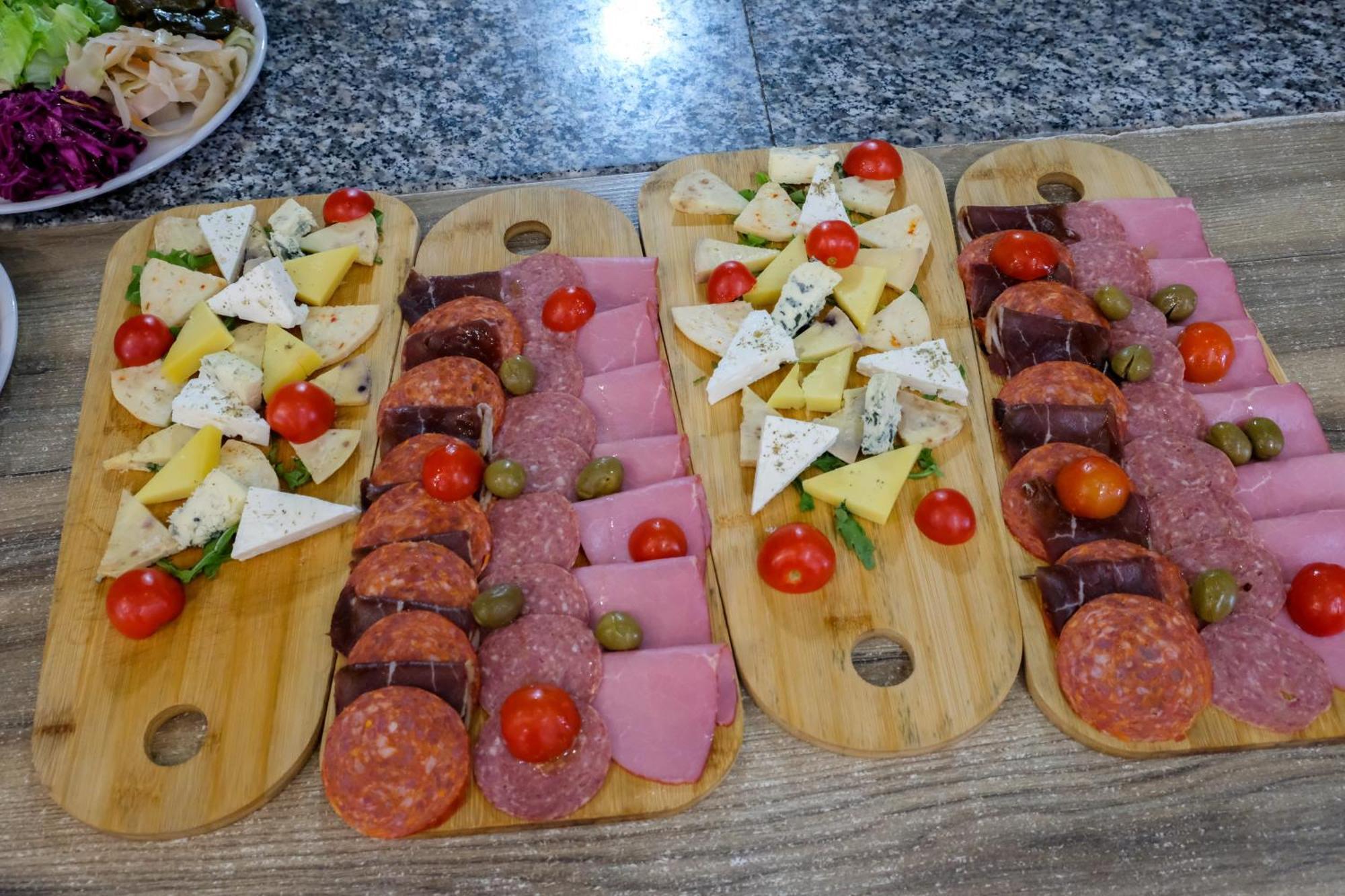 Buna Park Hotel Shkoder Ngoại thất bức ảnh