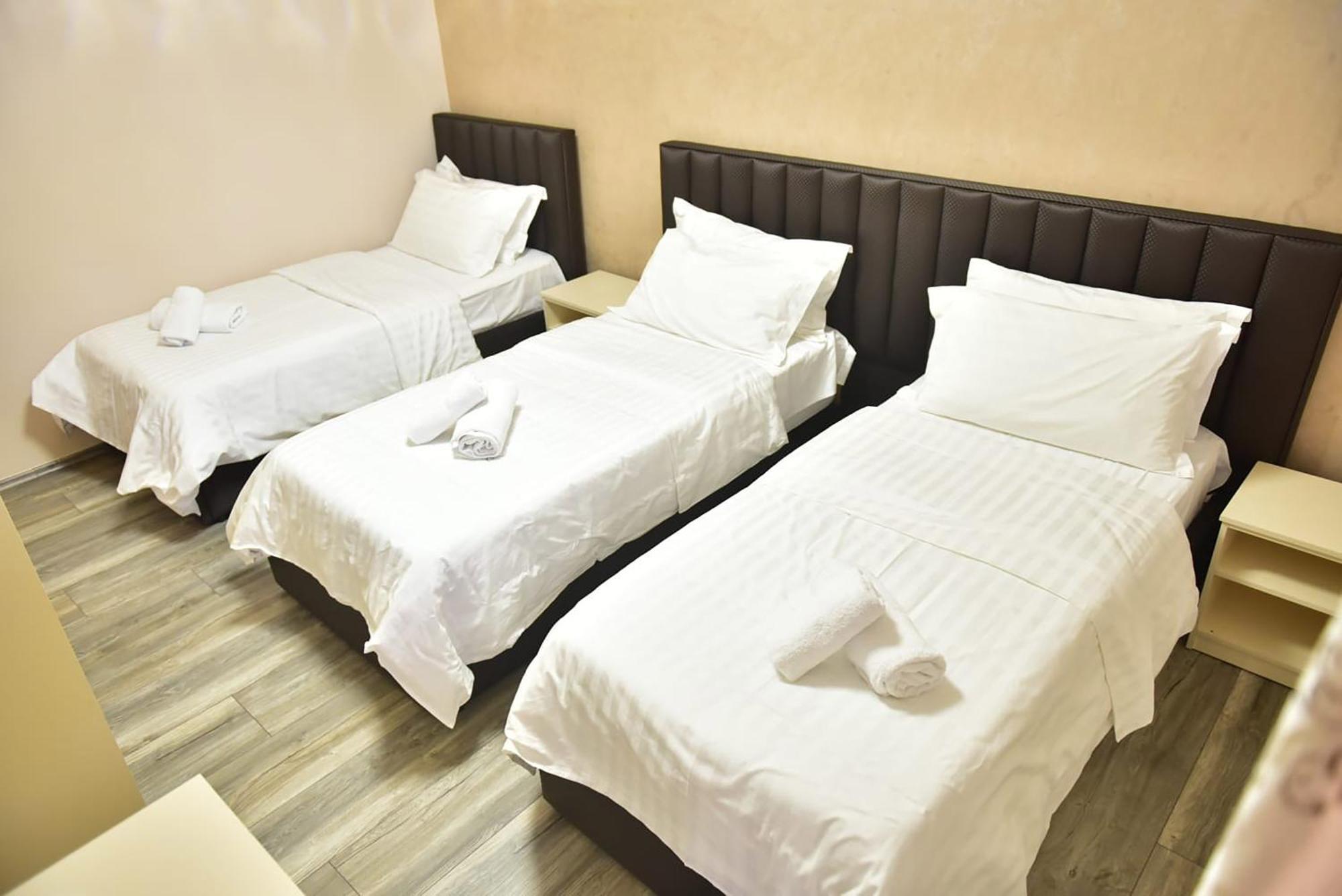 Buna Park Hotel Shkoder Ngoại thất bức ảnh